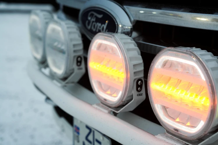 Reflektor drogowy LED OZZ XR3 P9 R65 biały