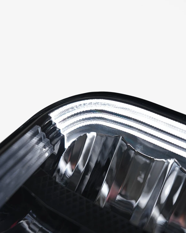Reflektor drogowy LED OZZ SQR 9" czarny