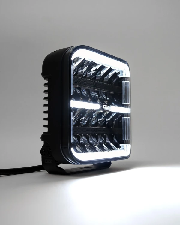 Reflektor drogowy LED OZZ SQR 9" czarny