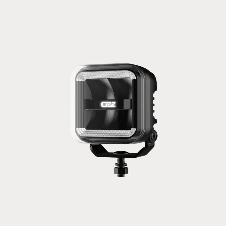 Reflektor drogowy LED OZZ SQR 3" czarny